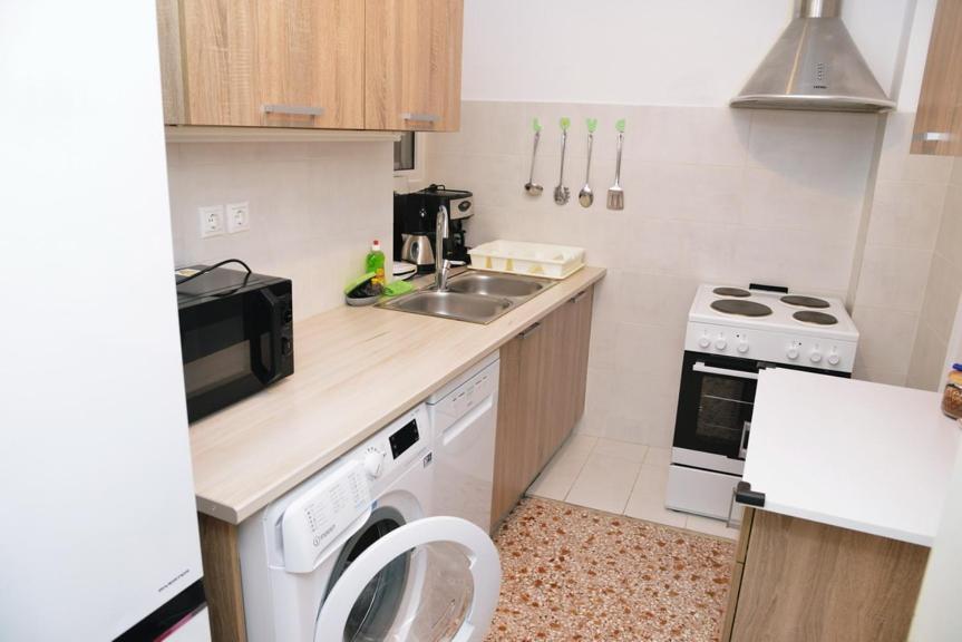 Freatida Apartment Piræus Eksteriør billede